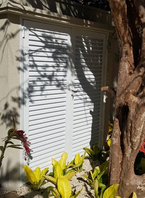 9_7432_eml_whatsapp-image-2018-04-25-at-15.17.54