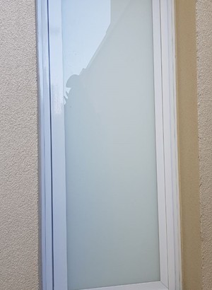 9_7432_eml_whatsapp-image-2018-04-25-at-15.17.55-1